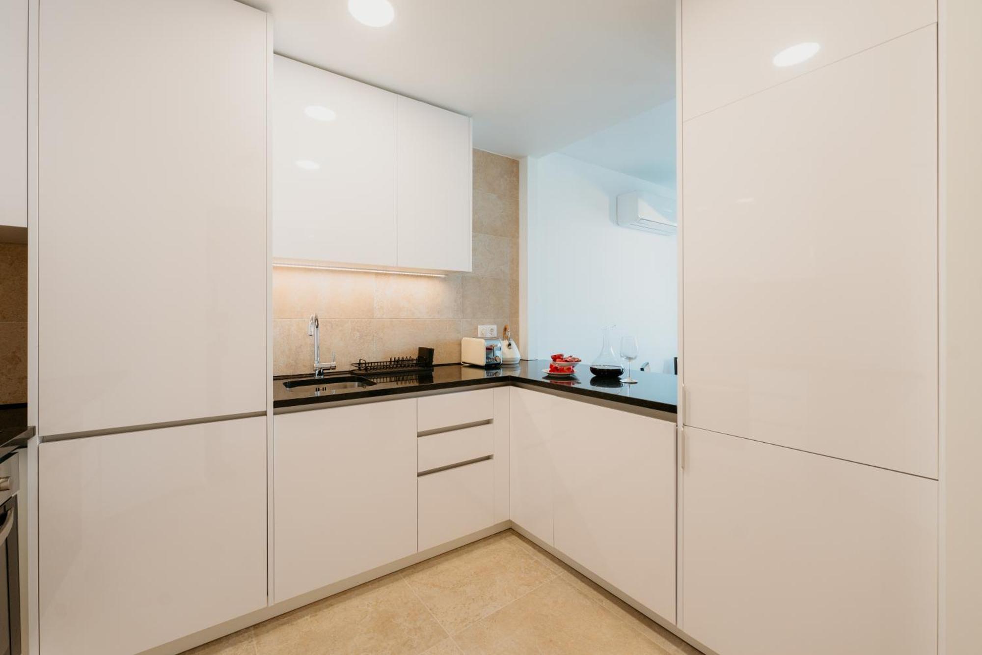 Mary Pink - No 1c - Stunning Two-bedroom * Lisbon